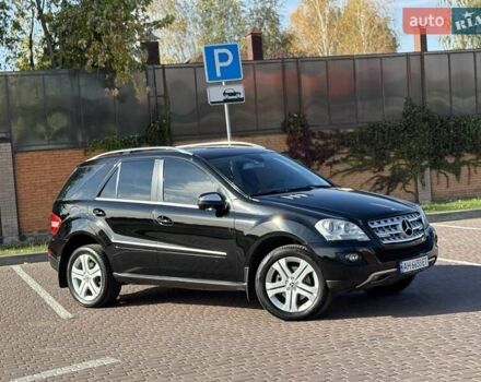 Чорний Мерседес М-Клас, об'ємом двигуна 2.99 л та пробігом 189 тис. км за 15000 $, фото 5 на Automoto.ua