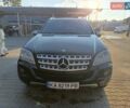 Черный Мерседес М-Класс, объемом двигателя 2.99 л и пробегом 335 тыс. км за 12500 $, фото 21 на Automoto.ua