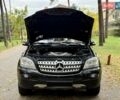 Мерседес М-Класс 2009 в Киеве на Automoto.ua Черный Мерседес М-Класс, объемом двигателя 3.5 л и пробегом 174 тыс. км за 10750 $, фото 6 на Automoto.ua