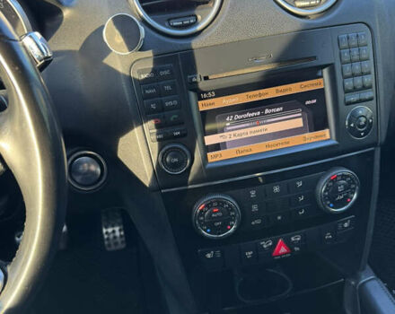 Черный Мерседес М-Класс, объемом двигателя 2.99 л и пробегом 271 тыс. км за 14900 $, фото 2 на Automoto.ua