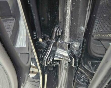 Черный Мерседес М-Класс, объемом двигателя 2.99 л и пробегом 189 тыс. км за 15900 $, фото 26 на Automoto.ua