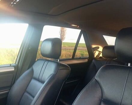 Черный Мерседес М-Класс, объемом двигателя 2.99 л и пробегом 320 тыс. км за 15000 $, фото 7 на Automoto.ua