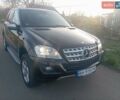 Чорний Мерседес М-Клас, об'ємом двигуна 2.99 л та пробігом 320 тис. км за 15000 $, фото 1 на Automoto.ua
