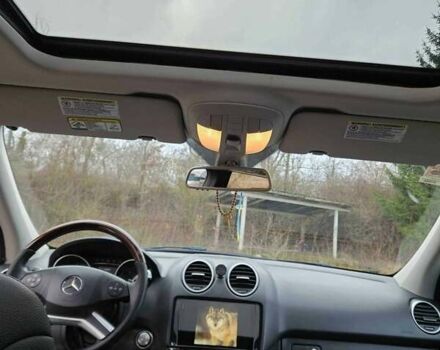 Черный Мерседес М-Класс, объемом двигателя 2.99 л и пробегом 189 тыс. км за 15900 $, фото 12 на Automoto.ua