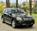 Мерседес М-Класс 2009 в Киеве на Automoto.ua Черный Мерседес М-Класс, объемом двигателя 3.5 л и пробегом 174 тыс. км за 10750 $, фото 2 на Automoto.ua