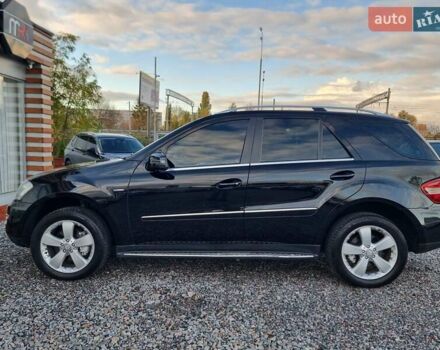 Черный Мерседес М-Класс, объемом двигателя 2.99 л и пробегом 240 тыс. км за 16900 $, фото 35 на Automoto.ua