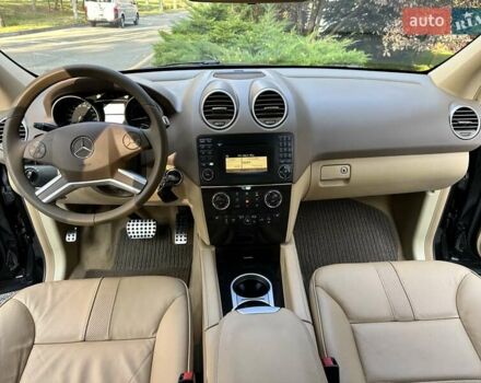 Черный Мерседес М-Класс, объемом двигателя 2.99 л и пробегом 240 тыс. км за 16600 $, фото 48 на Automoto.ua