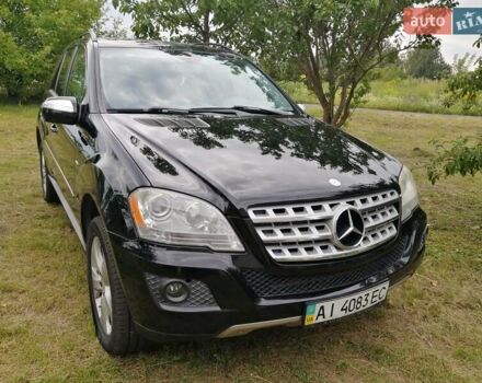 Черный Мерседес М-Класс, объемом двигателя 2.99 л и пробегом 199 тыс. км за 13500 $, фото 3 на Automoto.ua