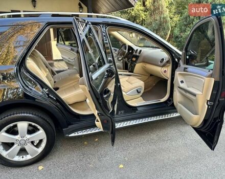 Черный Мерседес М-Класс, объемом двигателя 2.99 л и пробегом 240 тыс. км за 16600 $, фото 34 на Automoto.ua