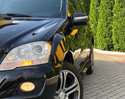 Чорний Мерседес М-Клас, об'ємом двигуна 3 л та пробігом 285 тис. км за 14200 $, фото 14 на Automoto.ua