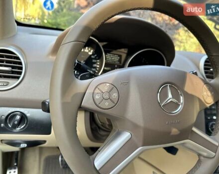 Черный Мерседес М-Класс, объемом двигателя 2.99 л и пробегом 240 тыс. км за 16600 $, фото 43 на Automoto.ua