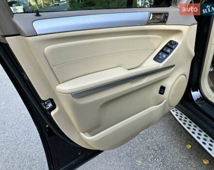 Черный Мерседес М-Класс, объемом двигателя 2.99 л и пробегом 240 тыс. км за 16600 $, фото 36 на Automoto.ua