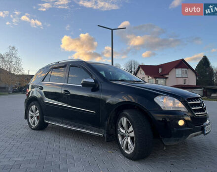 Чорний Мерседес М-Клас, об'ємом двигуна 2.99 л та пробігом 199 тис. км за 16399 $, фото 3 на Automoto.ua