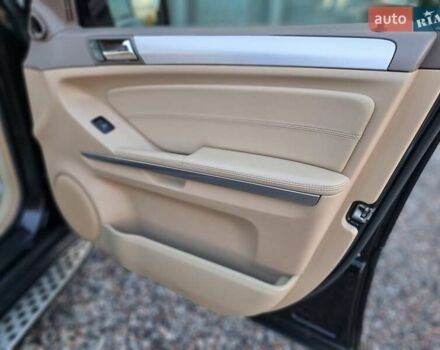 Черный Мерседес М-Класс, объемом двигателя 2.99 л и пробегом 240 тыс. км за 16900 $, фото 73 на Automoto.ua