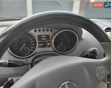 Мерседес М-Клас 2010 у Черкасах на Automoto.ua Чорний Мерседес М-Клас, об'ємом двигуна 2.99 л та пробігом 165 тис. км за 17200 $, фото 2 на Automoto.ua