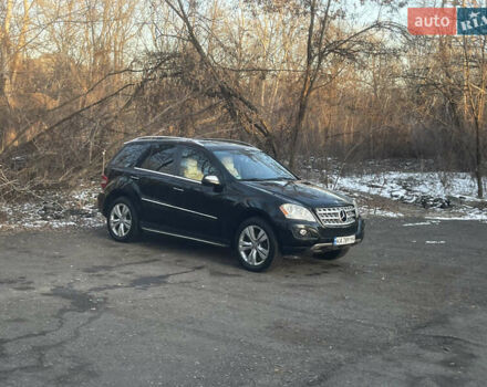 Чорний Мерседес М-Клас, об'ємом двигуна 3.5 л та пробігом 279 тис. км за 17000 $, фото 8 на Automoto.ua