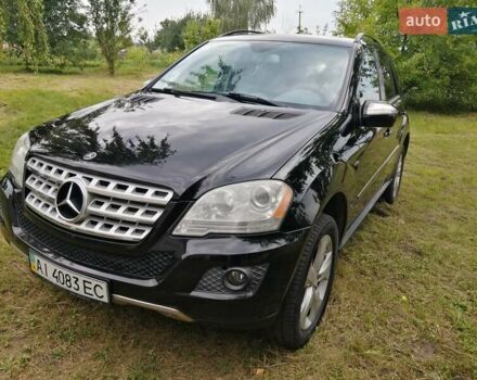 Черный Мерседес М-Класс, объемом двигателя 2.99 л и пробегом 199 тыс. км за 13500 $, фото 4 на Automoto.ua