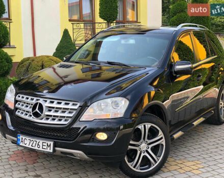 Чорний Мерседес М-Клас, об'ємом двигуна 3 л та пробігом 285 тис. км за 14200 $, фото 1 на Automoto.ua