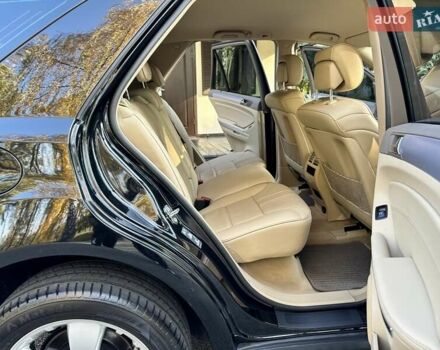 Черный Мерседес М-Класс, объемом двигателя 2.99 л и пробегом 240 тыс. км за 16600 $, фото 58 на Automoto.ua