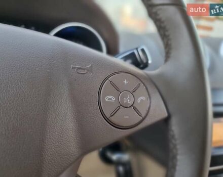 Черный Мерседес М-Класс, объемом двигателя 2.99 л и пробегом 240 тыс. км за 16900 $, фото 49 на Automoto.ua