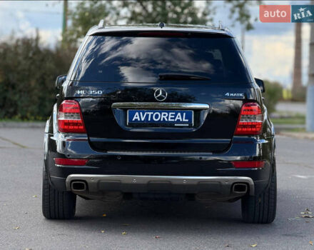 Черный Мерседес М-Класс, объемом двигателя 3.5 л и пробегом 225 тыс. км за 14000 $, фото 7 на Automoto.ua