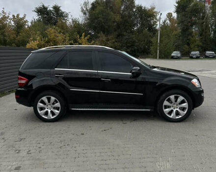 Чорний Мерседес М-Клас, об'ємом двигуна 3.5 л та пробігом 240 тис. км за 11500 $, фото 8 на Automoto.ua