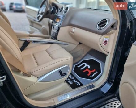 Черный Мерседес М-Класс, объемом двигателя 2.99 л и пробегом 240 тыс. км за 16900 $, фото 74 на Automoto.ua