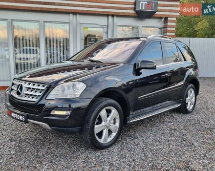 Черный Мерседес М-Класс, объемом двигателя 2.99 л и пробегом 240 тыс. км за 16900 $, фото 16 на Automoto.ua