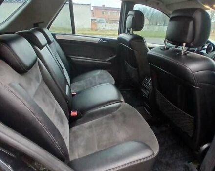 Черный Мерседес М-Класс, объемом двигателя 3 л и пробегом 274 тыс. км за 14500 $, фото 8 на Automoto.ua