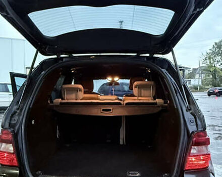 Чорний Мерседес М-Клас, об'ємом двигуна 3 л та пробігом 256 тис. км за 15200 $, фото 22 на Automoto.ua