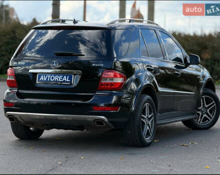 Черный Мерседес М-Класс, объемом двигателя 3.5 л и пробегом 225 тыс. км за 14000 $, фото 6 на Automoto.ua