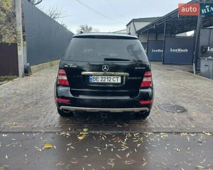 Чорний Мерседес М-Клас, об'ємом двигуна 2.99 л та пробігом 340 тис. км за 13500 $, фото 4 на Automoto.ua