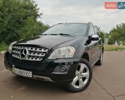 Черный Мерседес М-Класс, объемом двигателя 2.99 л и пробегом 199 тыс. км за 13500 $, фото 13 на Automoto.ua