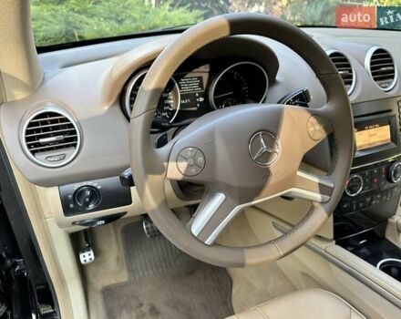 Черный Мерседес М-Класс, объемом двигателя 2.99 л и пробегом 240 тыс. км за 16600 $, фото 41 на Automoto.ua