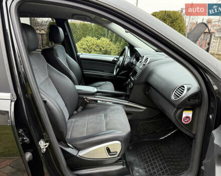 Черный Мерседес М-Класс, объемом двигателя 3 л и пробегом 268 тыс. км за 14250 $, фото 41 на Automoto.ua