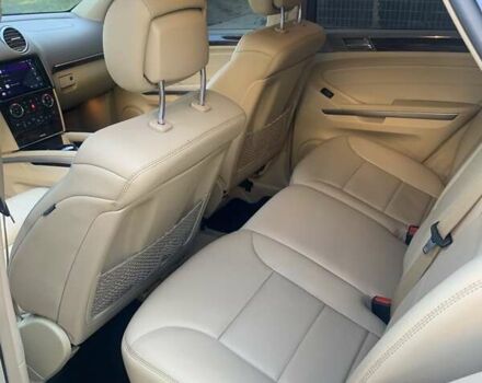 Чорний Мерседес М-Клас, об'ємом двигуна 3.5 л та пробігом 225 тис. км за 16000 $, фото 11 на Automoto.ua