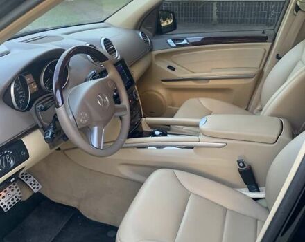 Чорний Мерседес М-Клас, об'ємом двигуна 3.5 л та пробігом 225 тис. км за 16000 $, фото 12 на Automoto.ua