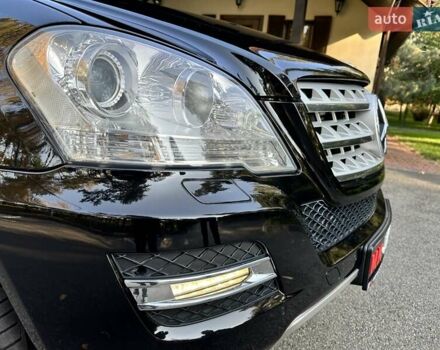 Черный Мерседес М-Класс, объемом двигателя 2.99 л и пробегом 240 тыс. км за 16600 $, фото 24 на Automoto.ua