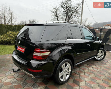 Черный Мерседес М-Класс, объемом двигателя 3 л и пробегом 268 тыс. км за 14250 $, фото 18 на Automoto.ua