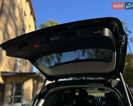 Черный Мерседес М-Класс, объемом двигателя 3 л и пробегом 260 тыс. км за 20500 $, фото 17 на Automoto.ua