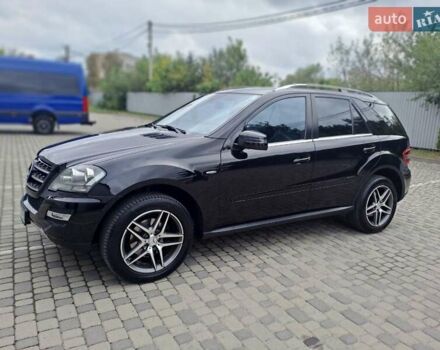 Чорний Мерседес М-Клас, об'ємом двигуна 3 л та пробігом 212 тис. км за 20500 $, фото 5 на Automoto.ua