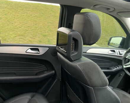 Чорний Мерседес М-Клас, об'ємом двигуна 3.5 л та пробігом 250 тис. км за 18500 $, фото 8 на Automoto.ua