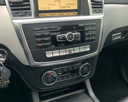 Чорний Мерседес М-Клас, об'ємом двигуна 3.5 л та пробігом 250 тис. км за 18500 $, фото 7 на Automoto.ua