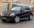 Черный Мерседес М-Класс, объемом двигателя 3.5 л и пробегом 303 тыс. км за 15290 $, фото 1 на Automoto.ua