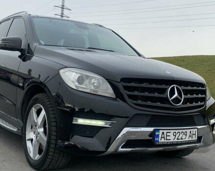 Чорний Мерседес М-Клас, об'ємом двигуна 3.5 л та пробігом 250 тис. км за 18500 $, фото 3 на Automoto.ua