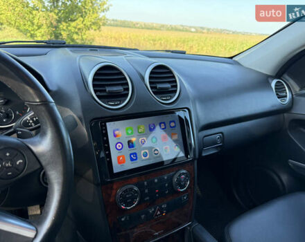 Черный Мерседес М-Класс, объемом двигателя 2.99 л и пробегом 286 тыс. км за 17700 $, фото 16 на Automoto.ua