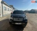 Черный Мерседес М-Класс, объемом двигателя 2.99 л и пробегом 270 тыс. км за 15500 $, фото 1 на Automoto.ua