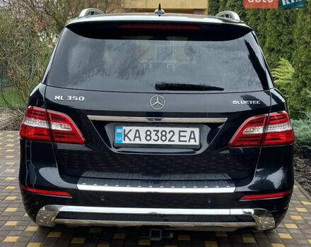 Черный Мерседес М-Класс, объемом двигателя 2.99 л и пробегом 180 тыс. км за 19000 $, фото 3 на Automoto.ua