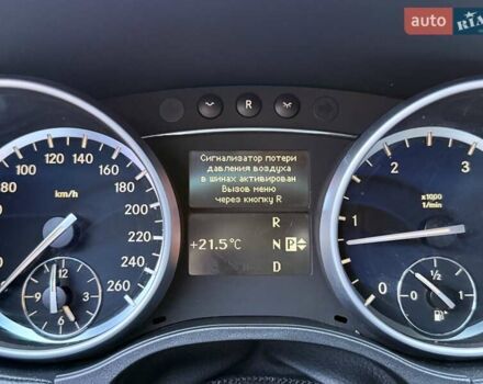 Черный Мерседес М-Класс, объемом двигателя 2.99 л и пробегом 222 тыс. км за 18500 $, фото 62 на Automoto.ua