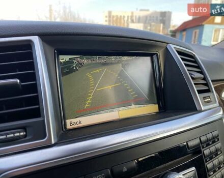 Черный Мерседес М-Класс, объемом двигателя 3 л и пробегом 145 тыс. км за 19990 $, фото 21 на Automoto.ua